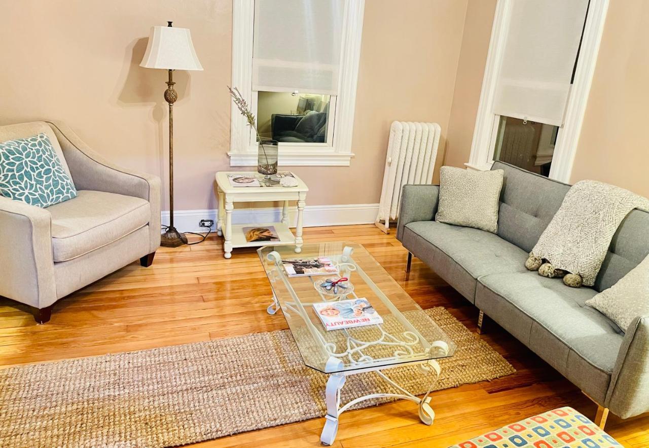 Delightful 2 room apartment New London Eksteriør billede