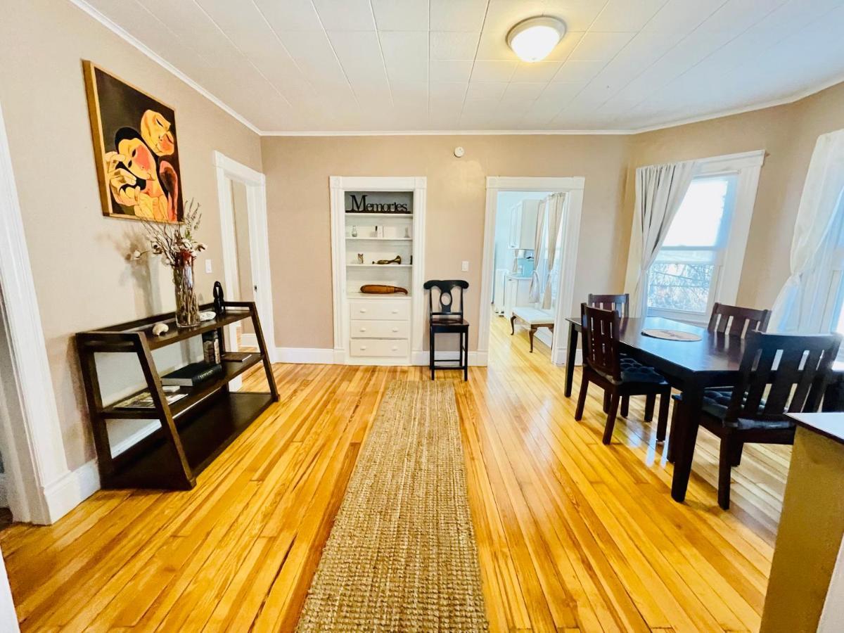 Delightful 2 room apartment New London Eksteriør billede