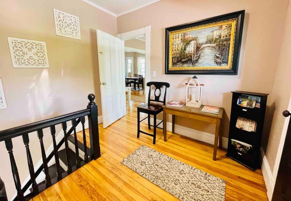 Delightful 2 room apartment New London Eksteriør billede
