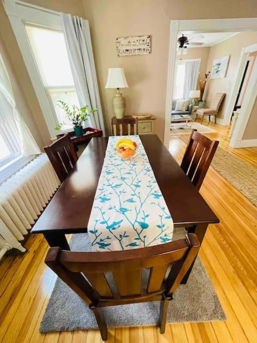 Delightful 2 room apartment New London Eksteriør billede